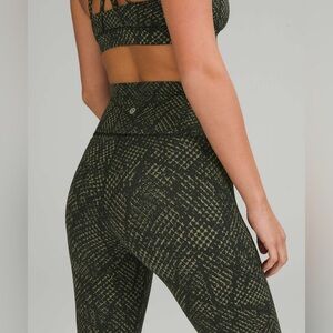 Lululemon Wunder Under High-Rise Tight 25" Luxtreme Reptilia Leggings Size 2 LNC